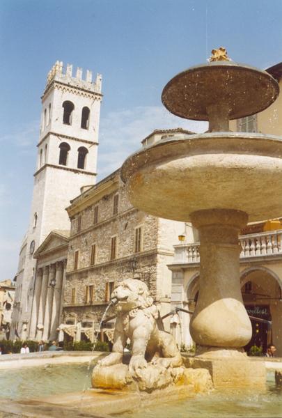 assisicentrefountain