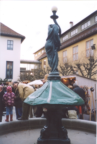 folkstatue